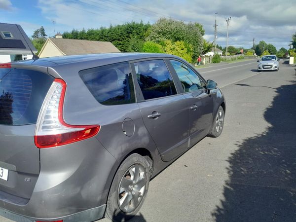 Renault Grand Scenic MPV, Diesel, 2011, Grey