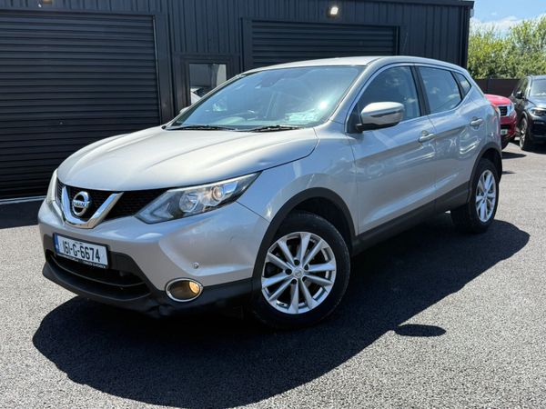 Nissan Qashqai Hatchback, Diesel, 2016, Silver