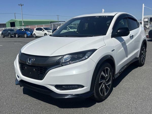 Honda Vezel MPV, Petrol Hybrid, 2017, White