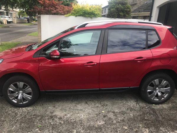 Peugeot 2008 Estate, Petrol, 2019, Red