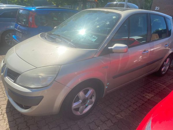 Renault Scenic MPV, Petrol, 2007, Yellow