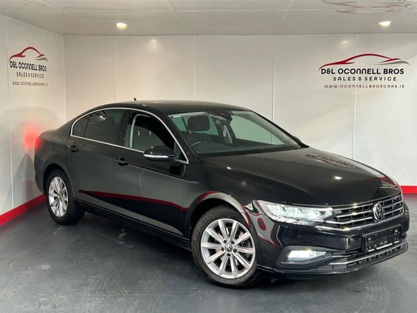 Volkswagen Passat Saloon, Diesel, 2022, Black