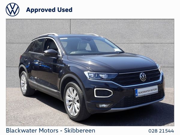 Volkswagen T-Roc Estate, Petrol, 2022, Black