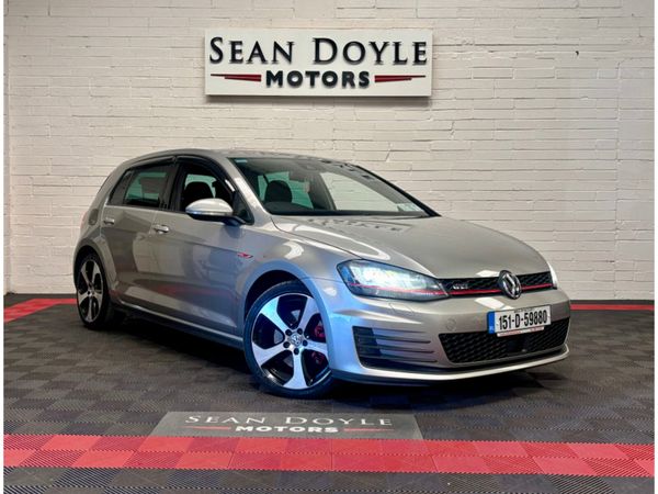 Volkswagen Golf Hatchback, Petrol, 2015, Grey