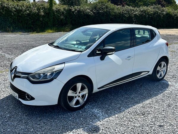 Renault Clio Hatchback, Petrol, 2016, White