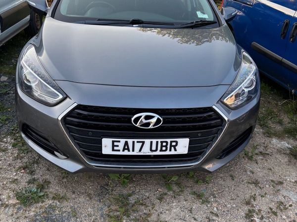Hyundai i40 Saloon, Diesel, 2017, Silver