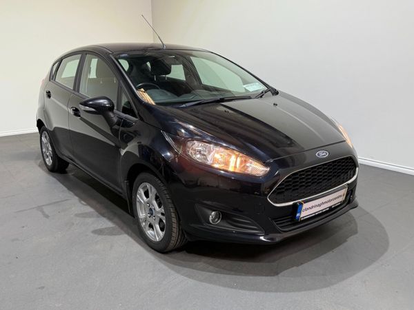 Ford Fiesta Hatchback, Diesel, 2017, Black