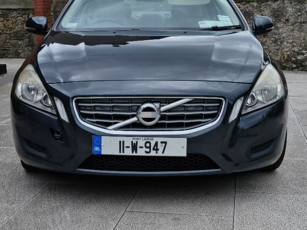 Volvo S60 Saloon, Diesel, 2011, Grey