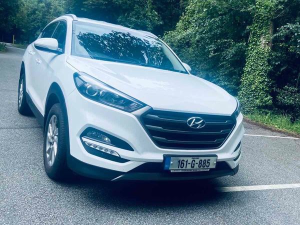 Hyundai Tucson SUV, Diesel, 2016, White