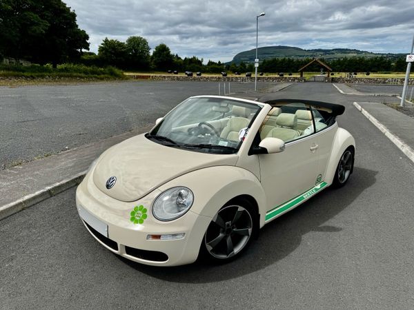 Volkswagen Beetle Convertible, Petrol, 2006, Beige
