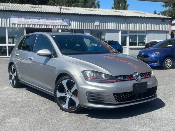 Volkswagen Golf Hatchback, Petrol, 2015, Grey