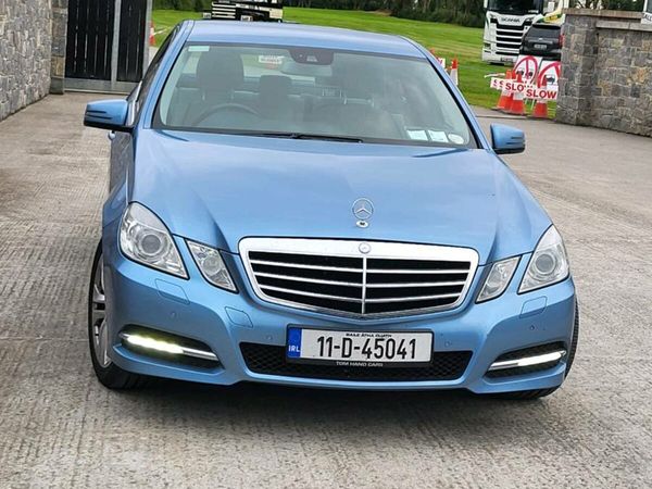 Mercedes-Benz E-Class Saloon, Diesel, 2011, Blue