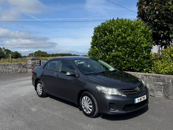 Toyota Corolla Saloon, Diesel, 2011, Grey