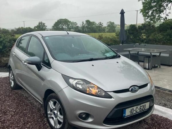 Ford Fiesta Hatchback, Petrol, 2010, Silver
