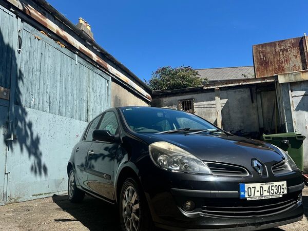 Renault Clio Hatchback, Petrol, 2007, Black