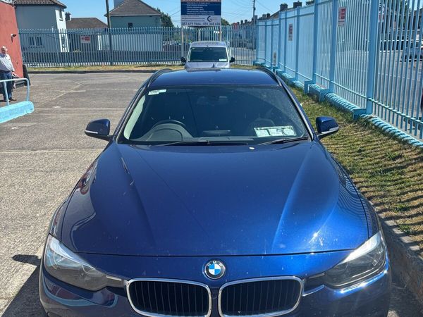 BMW 3-Series Estate, Diesel, 2017, Blue