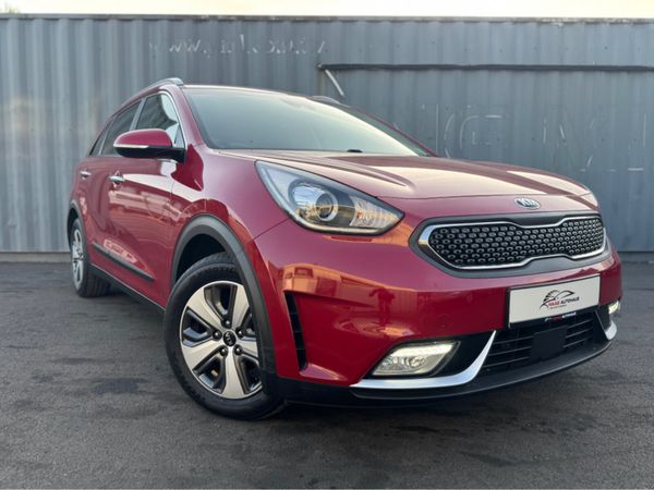 Kia Niro Estate, Petrol Hybrid, 2018, Red