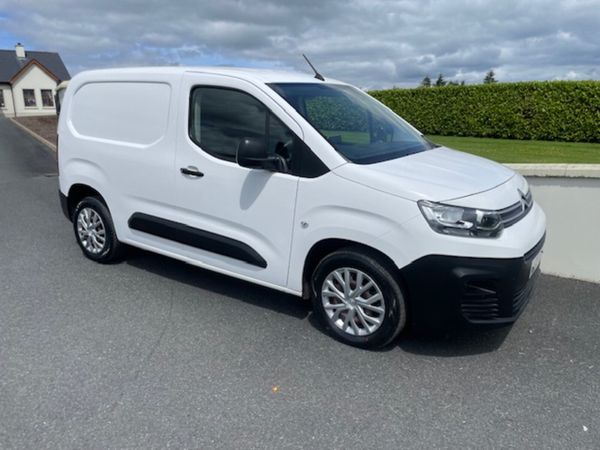 Citroen Berlingo MPV, Diesel, 2019, White