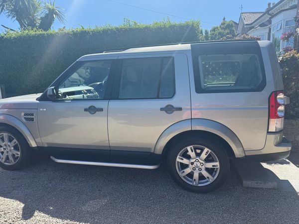 Land Rover Discovery SUV, Diesel, 2010, Gold