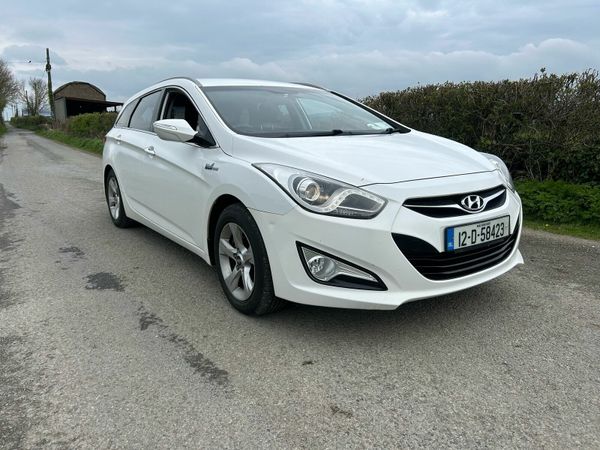 Hyundai i40 Estate, Diesel, 2012, White
