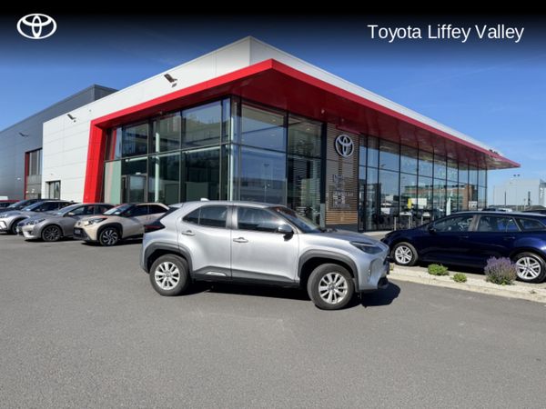 Toyota Yaris Hatchback, Petrol Hybrid, 2022, Grey