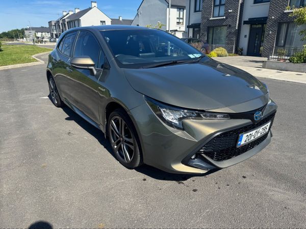 Toyota Corolla Hatchback, Petrol Hybrid, 2020, Green