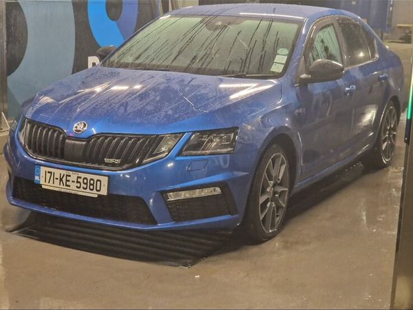 Skoda Octavia Hatchback, Diesel, 2017, Blue