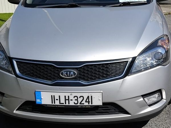 Kia Ceed Estate, Diesel, 2011, Silver