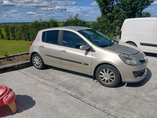 Renault Clio Hatchback, Petrol, 2008, Yellow