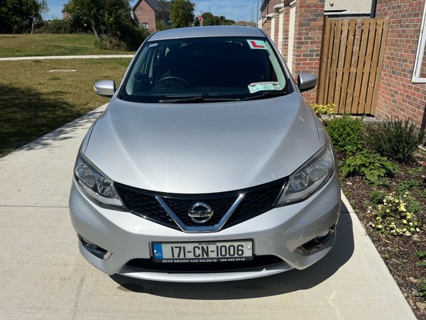 Nissan Pulsar Hatchback, Petrol, 2017, Grey
