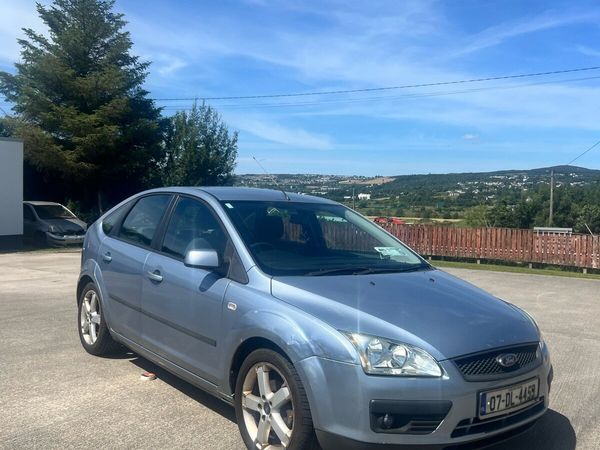 Ford Focus Hatchback, Petrol, 2007, Blue