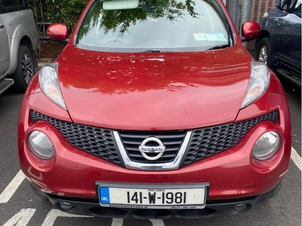Nissan Juke SUV, Diesel, 2014, Red