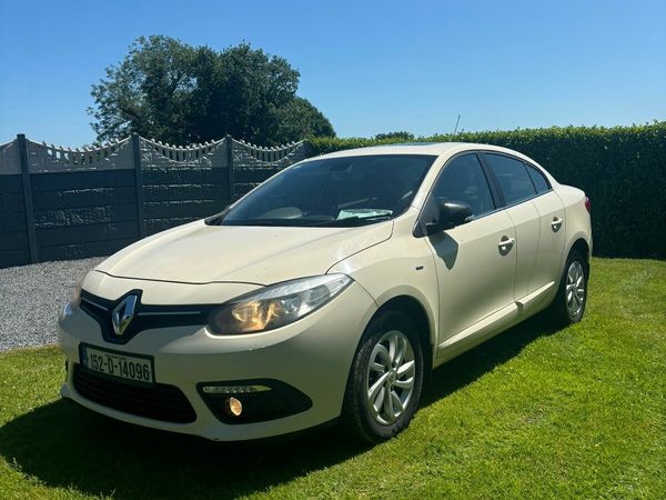 Renault Fluence Saloon, Diesel, 2015, Yellow