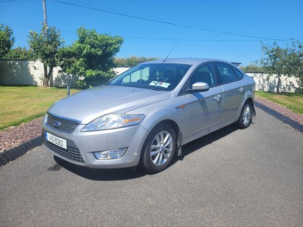 Ford Mondeo Hatchback, Diesel, 2011, Silver