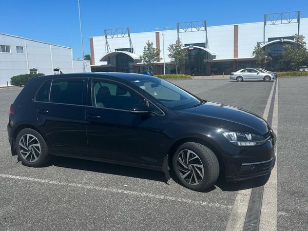Volkswagen Golf Hatchback, Diesel, 2019, Black