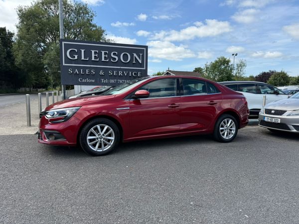 Renault Megane Saloon, Diesel, 2017, Red