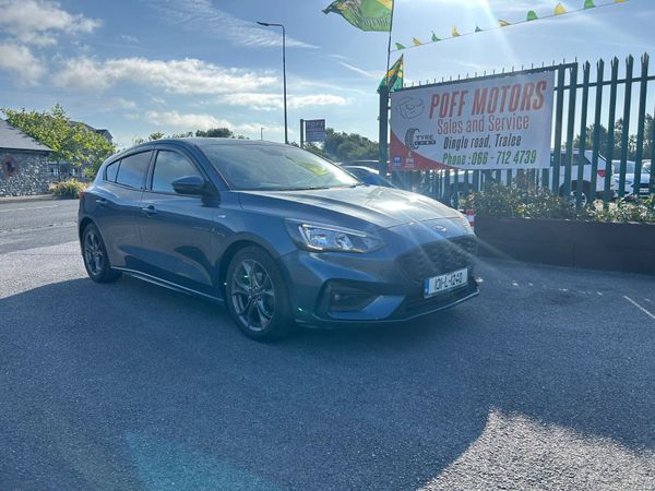 Ford Focus Hatchback, Petrol, 2019, Blue