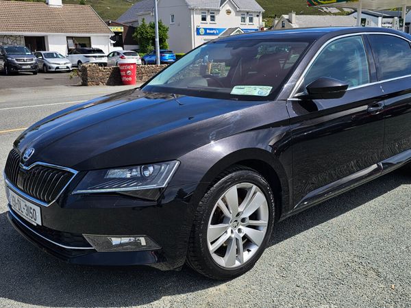 Skoda Superb Hatchback, Diesel, 2019, Black