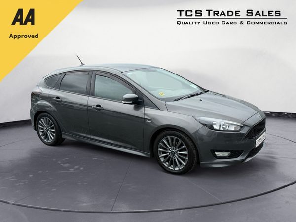 Ford Focus Hatchback, Diesel, 2017, Grey