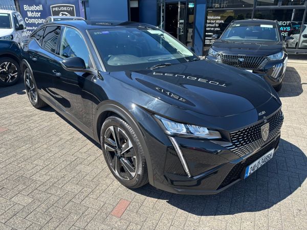 Peugeot 408 Hatchback, Petrol, 2024, Black