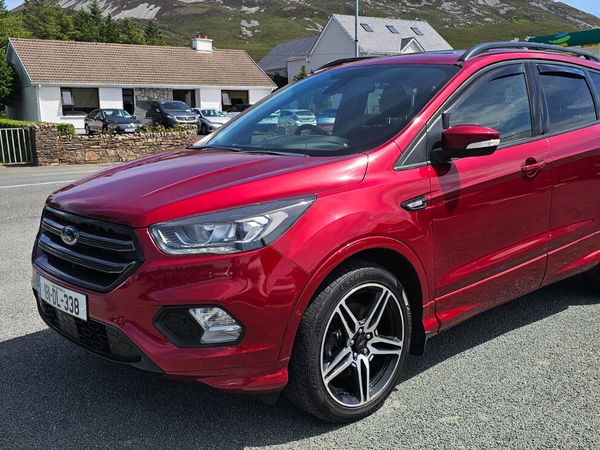 Ford Kuga SUV, Diesel, 2018, Red