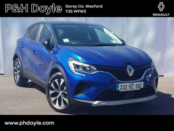 Renault Captur Hatchback, Petrol, 2023, Blue