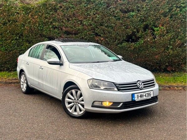 Volkswagen Passat Saloon, Diesel, 2011, Silver