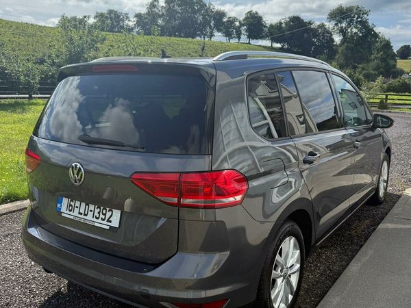 Volkswagen Touran MPV, Diesel, 2016, Grey