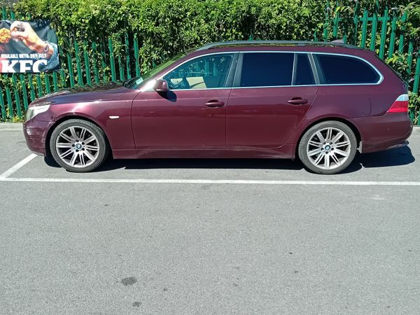 BMW 5-Series Estate, Diesel, 2007, Red