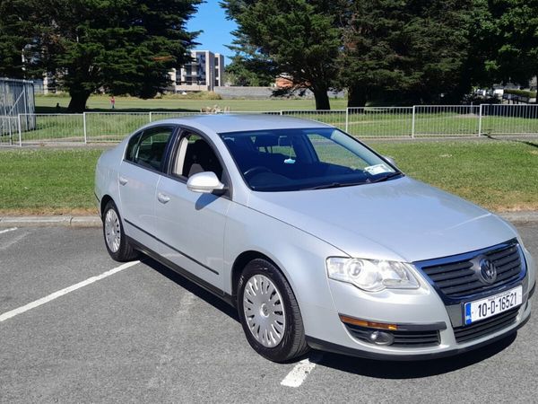 Volkswagen Passat Saloon, Diesel, 2010, Silver
