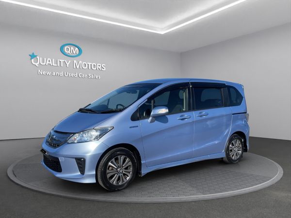 Honda Freed MPV, Petrol Hybrid, 2013, Blue