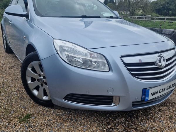 Opel Insignia Saloon, Diesel, 2012, Blue