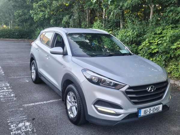 Hyundai Tucson SUV, Diesel, 2016, Silver