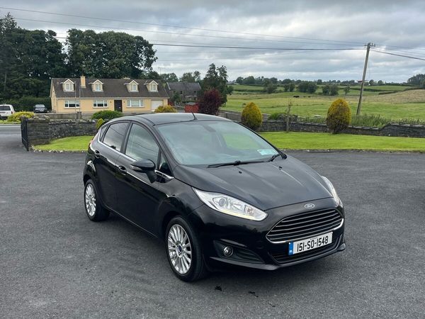 Ford Fiesta Hatchback, Petrol, 2015, Black